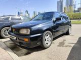 Volkswagen Golf 1996 годаfor3 000 000 тг. в Астана – фото 4