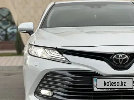 Toyota Camry 2018 года за 13 100 000 тг. в Тараз – фото 14