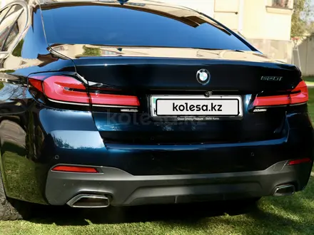BMW 520 2021 года за 24 200 000 тг. в Алматы – фото 6