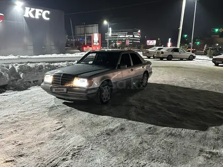 Mercedes-Benz E 230 1989 года за 1 800 000 тг. в Алматы – фото 11