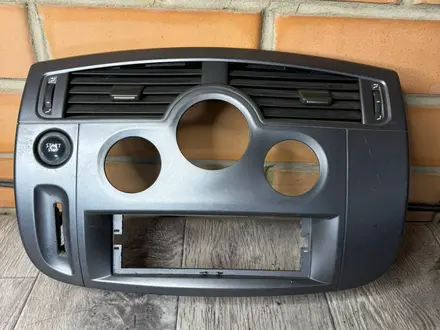 Консоль Renault Scenic за 15 000 тг. в Караганда