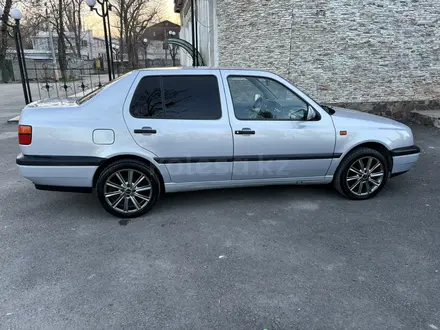 Volkswagen Vento 1993 года за 2 750 000 тг. в Тараз – фото 15