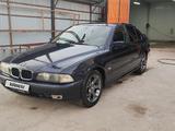 BMW 523 1998 года за 2 600 000 тг. в Туркестан – фото 2