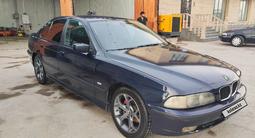 BMW 523 1998 годаүшін2 600 000 тг. в Туркестан