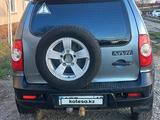 Chevrolet Niva 2015 года за 3 300 000 тг. в Семей – фото 4