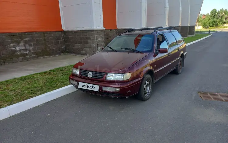 Volkswagen Passat 1995 года за 1 000 000 тг. в Астана