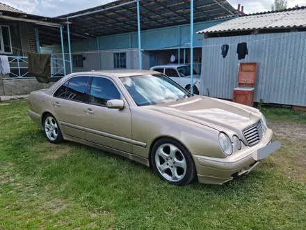 Mercedes-Benz E 430 2002 года за 4 200 000 тг. в Тараз – фото 2