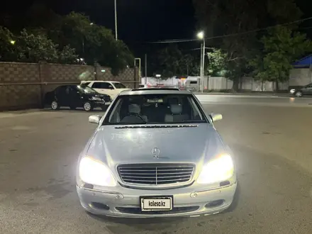 Mercedes-Benz S 500 2002 года за 2 500 000 тг. в Алматы – фото 2