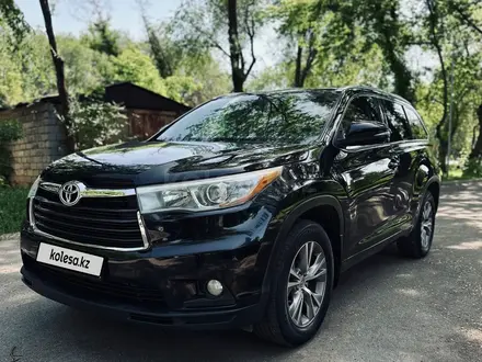 Toyota Highlander 2015 года за 14 200 000 тг. в Алматы