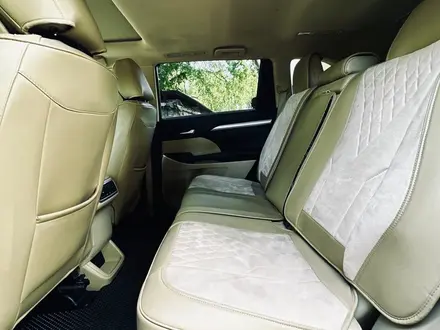 Toyota Highlander 2015 года за 14 200 000 тг. в Алматы – фото 9