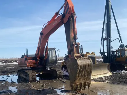 Hitachi  ZX330 2007 года за 16 000 000 тг. в Астана