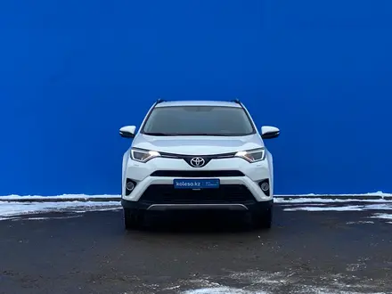 Toyota RAV4 2017 года за 10 170 000 тг. в Алматы – фото 2