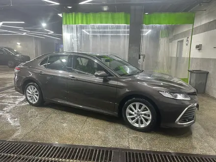 Toyota Camry 2021 года за 20 000 000 тг. в Астана – фото 3