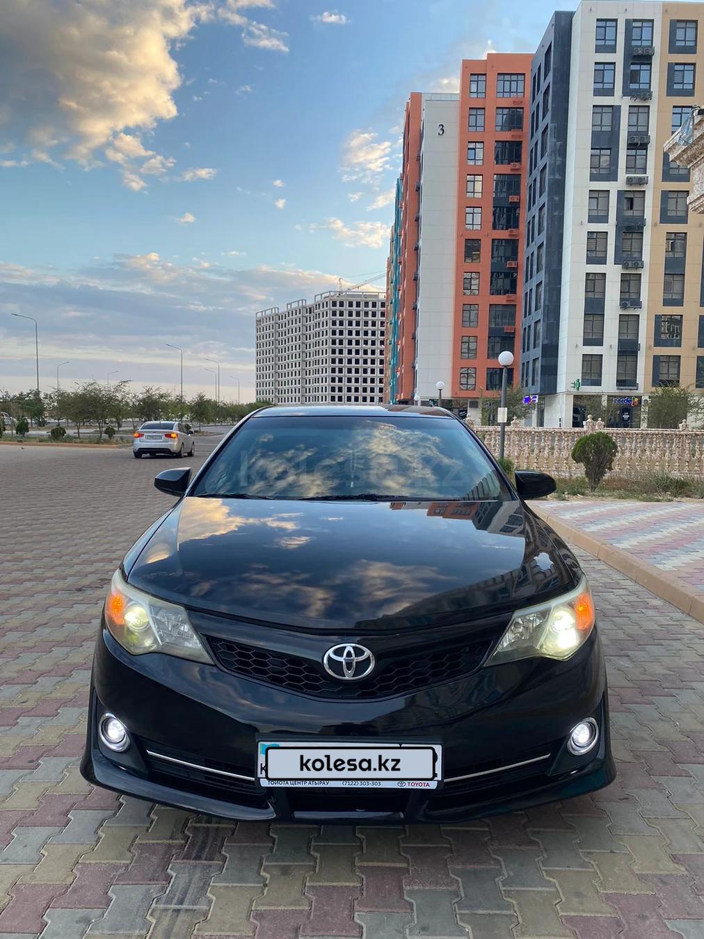 Toyota Camry 2013 г.