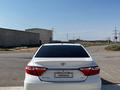 Toyota Camry 2016 года за 7 500 000 тг. в Актау – фото 2