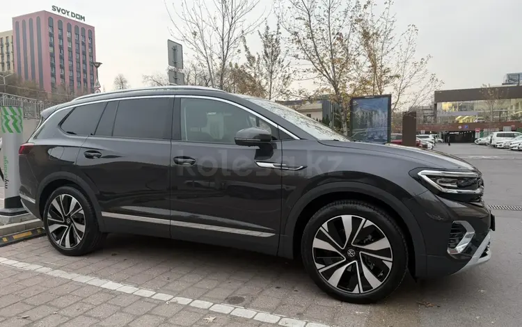 Volkswagen Talagon 2024 года за 26 000 000 тг. в Алматы