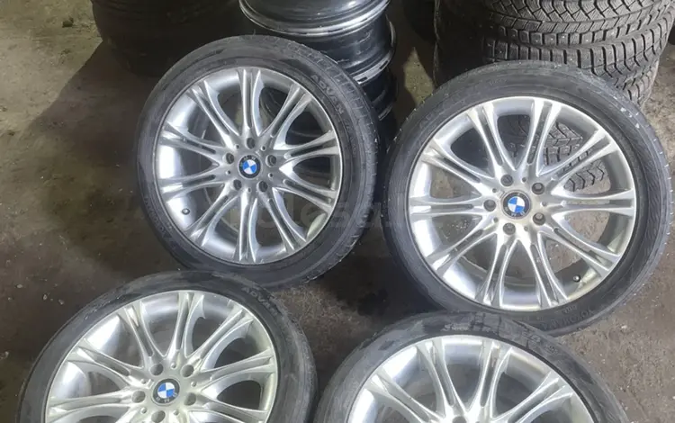 Диски R18 BMW, Оригинал. Резина YOKOHAMA 235/48R18 за 270 000 тг. в Костанай