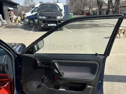 Mazda 323 1990 года за 650 000 тг. в Алматы – фото 10