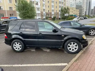 Mercedes-Benz ML 430