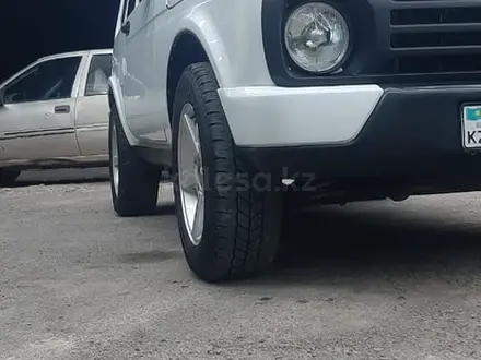 ВАЗ (Lada) 2121 (4x4) 2014 года за 2 400 000 тг. в Шымкент – фото 10