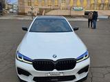 BMW 540 2018 года за 17 900 000 тг. в Уральск – фото 2