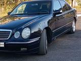 Mercedes-Benz E 280 2001 года за 4 000 000 тг. в Абай (Абайский р-н) – фото 4