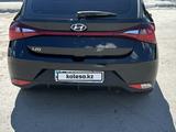 Hyundai i20 2023 года за 8 900 000 тг. в Костанай – фото 3