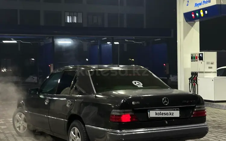 Mercedes-Benz E 230 1993 годаfor1 500 000 тг. в Алматы