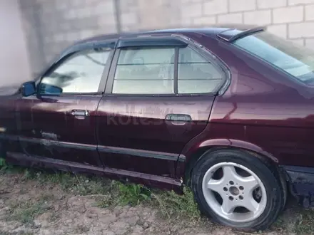 BMW 520 1994 года за 600 000 тг. в Туркестан – фото 4