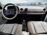 Mercedes-Benz E 200 1980 годаүшін3 300 000 тг. в Караганда – фото 2