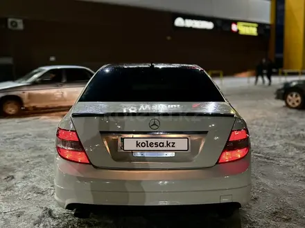 Mercedes-Benz C 300 2011 года за 7 000 000 тг. в Караганда – фото 4