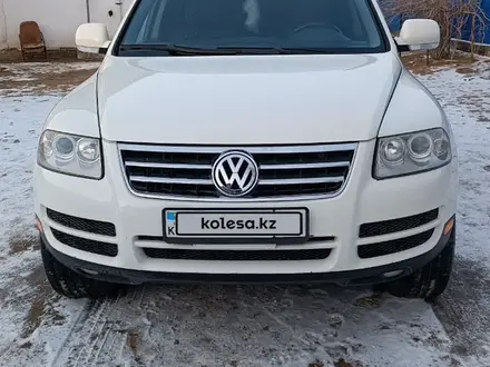 Volkswagen Touareg 2003 года за 4 500 000 тг. в Байконыр