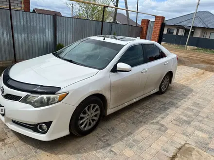 Toyota Camry 2014 года за 5 700 000 тг. в Актобе – фото 8