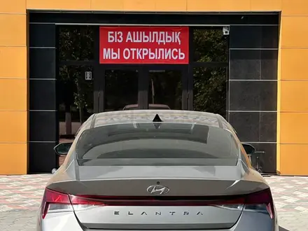 Hyundai Elantra 2022 года за 7 800 000 тг. в Семей – фото 5