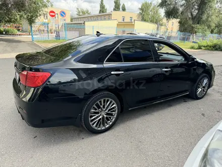 Toyota Camry 2014 года за 11 200 000 тг. в Рудный – фото 5