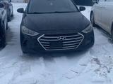 Hyundai Elantra 2015 года за 3 500 000 тг. в Астана