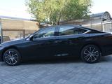 Lexus ES 250 Progressive 2025 года за 29 474 900 тг. в Атырау – фото 5