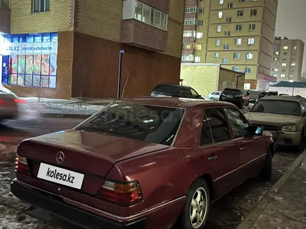 Mercedes-Benz E 200 1992 года за 1 550 000 тг. в Кокшетау – фото 7