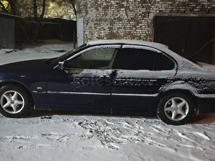 BMW 528 1997 года за 3 200 000 тг. в Усть-Каменогорск – фото 3