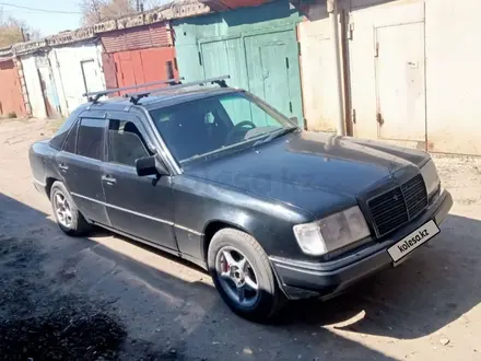 Mercedes-Benz E 230 1991 года за 1 100 000 тг. в Павлодар