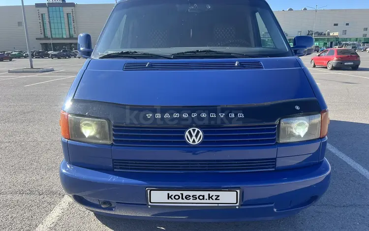 Volkswagen Caravelle 1993 года за 4 300 000 тг. в Караганда