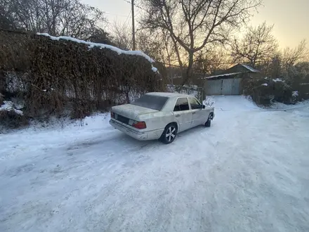 Mercedes-Benz E 230 1992 года за 1 100 000 тг. в Алматы – фото 7