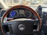 Volkswagen Touareg 2006 года за 5 600 000 тг. в Шымкент – фото 5