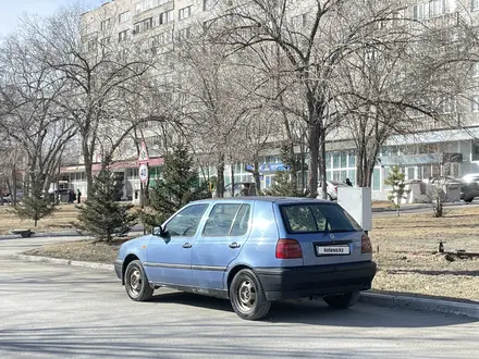 Volkswagen Golf 1993 года за 1 350 000 тг. в Семей – фото 2