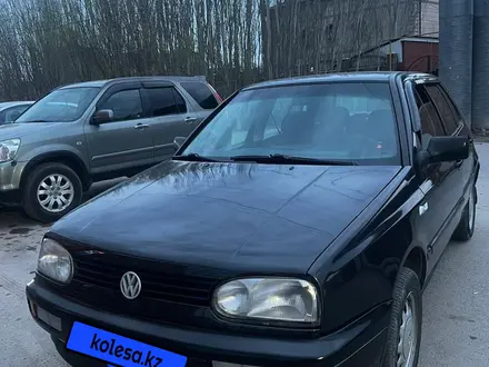 Volkswagen Golf 1996 года за 2 200 000 тг. в Астана