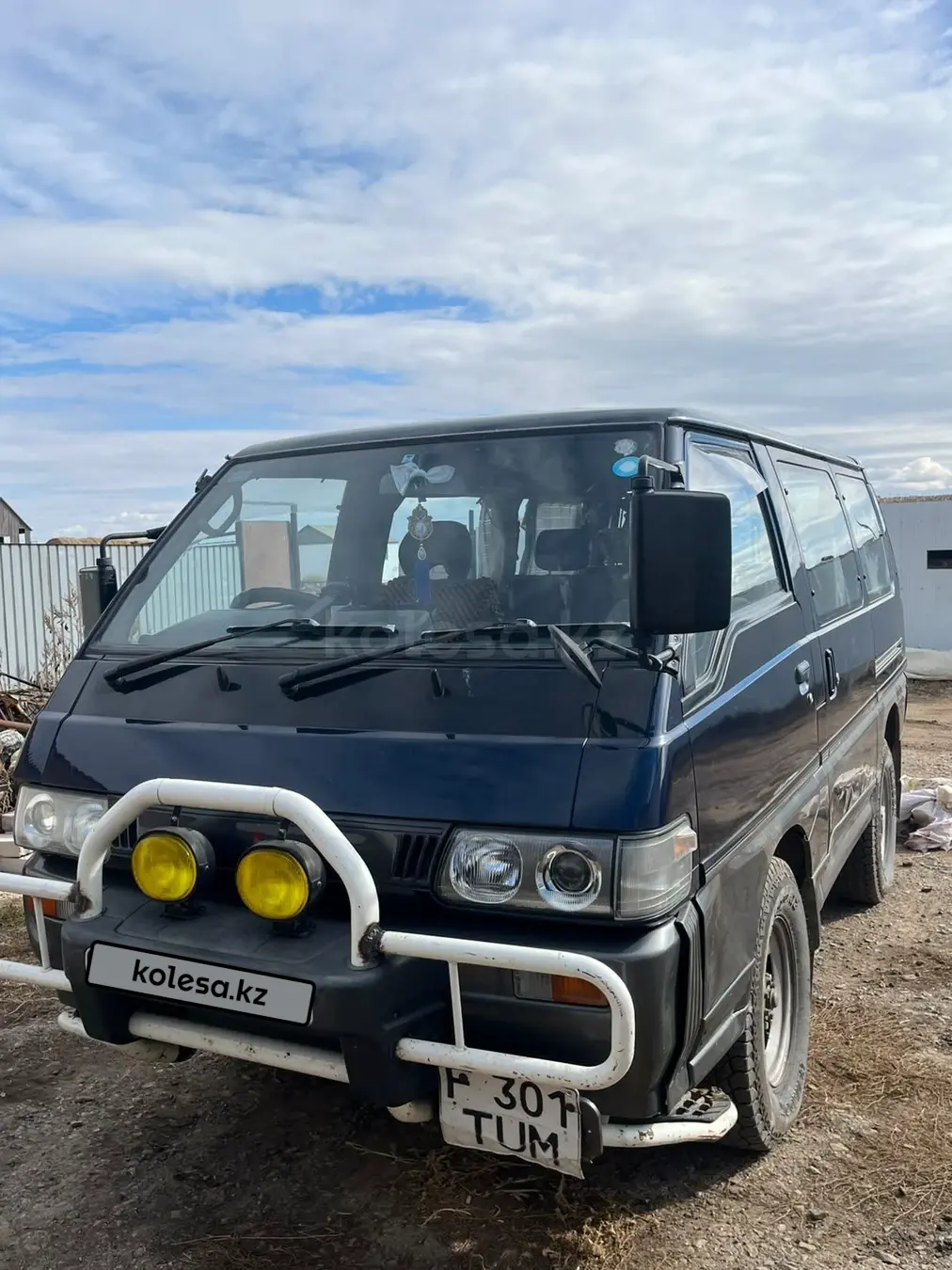 Mitsubishi Delica, 1994