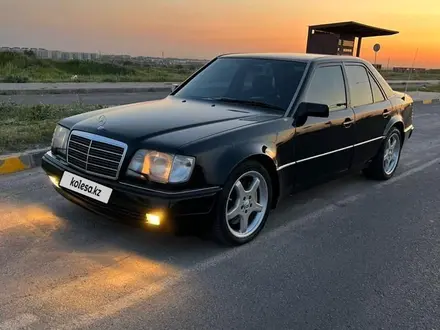 Mercedes-Benz E 280 1994 года за 8 500 000 тг. в Шымкент – фото 6