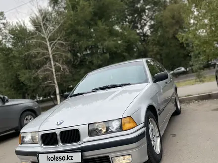 BMW 320 1994 года за 2 300 000 тг. в Алматы – фото 2