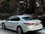 Toyota Camry 2020 годаfor15 000 000 тг. в Алматы – фото 5