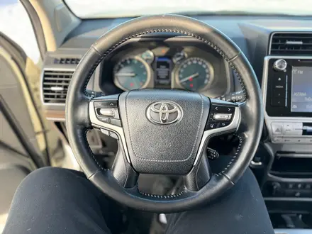 Toyota Land Cruiser Prado 2018 года за 25 000 000 тг. в Астана – фото 14